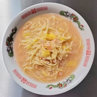 【出汁のうまみ！】簡単♡海老味噌ラーメン